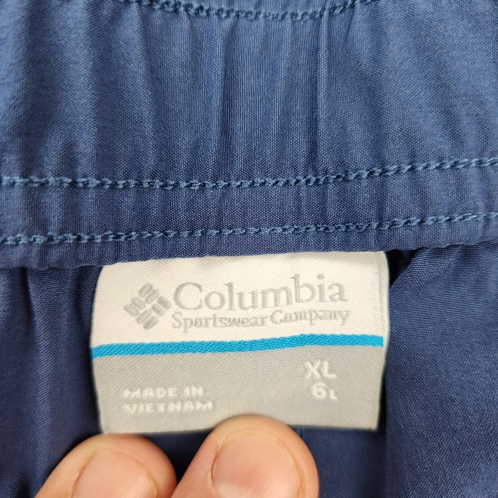 Columbia PFG Cargo Shorts Bundle Lot of 2  Mens XL 6L Blue Black 2 Pairs